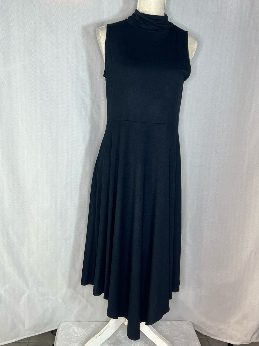 Comfy USA Dress Black Midi Sleeveless Cowl Neckline A Line High Low Hem USA M 👍